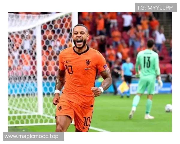 荷兰足球甲级联赛最新赛季前瞻分析与球队表现展望